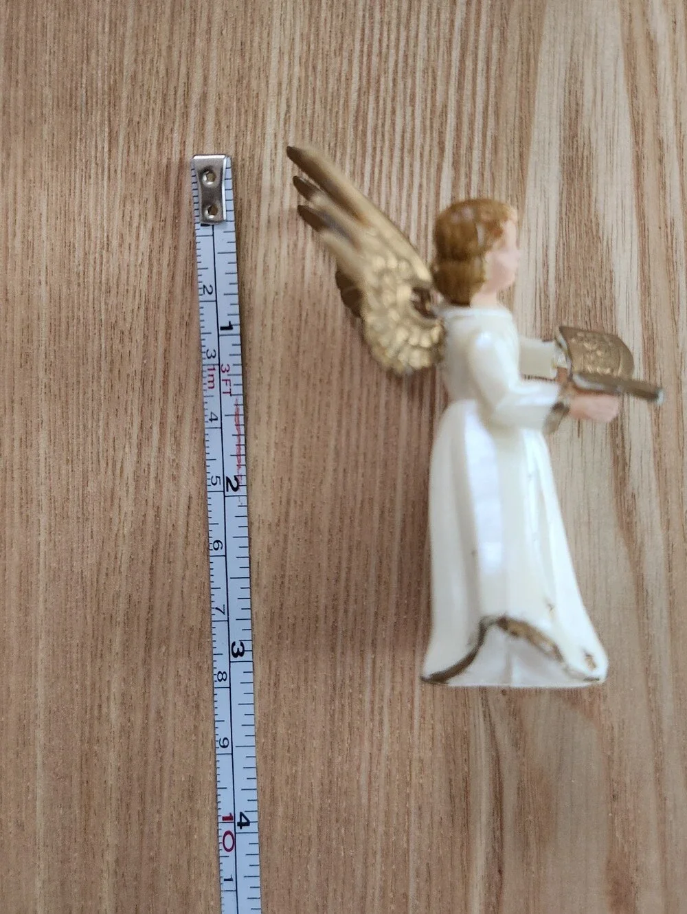 N/A around 3in